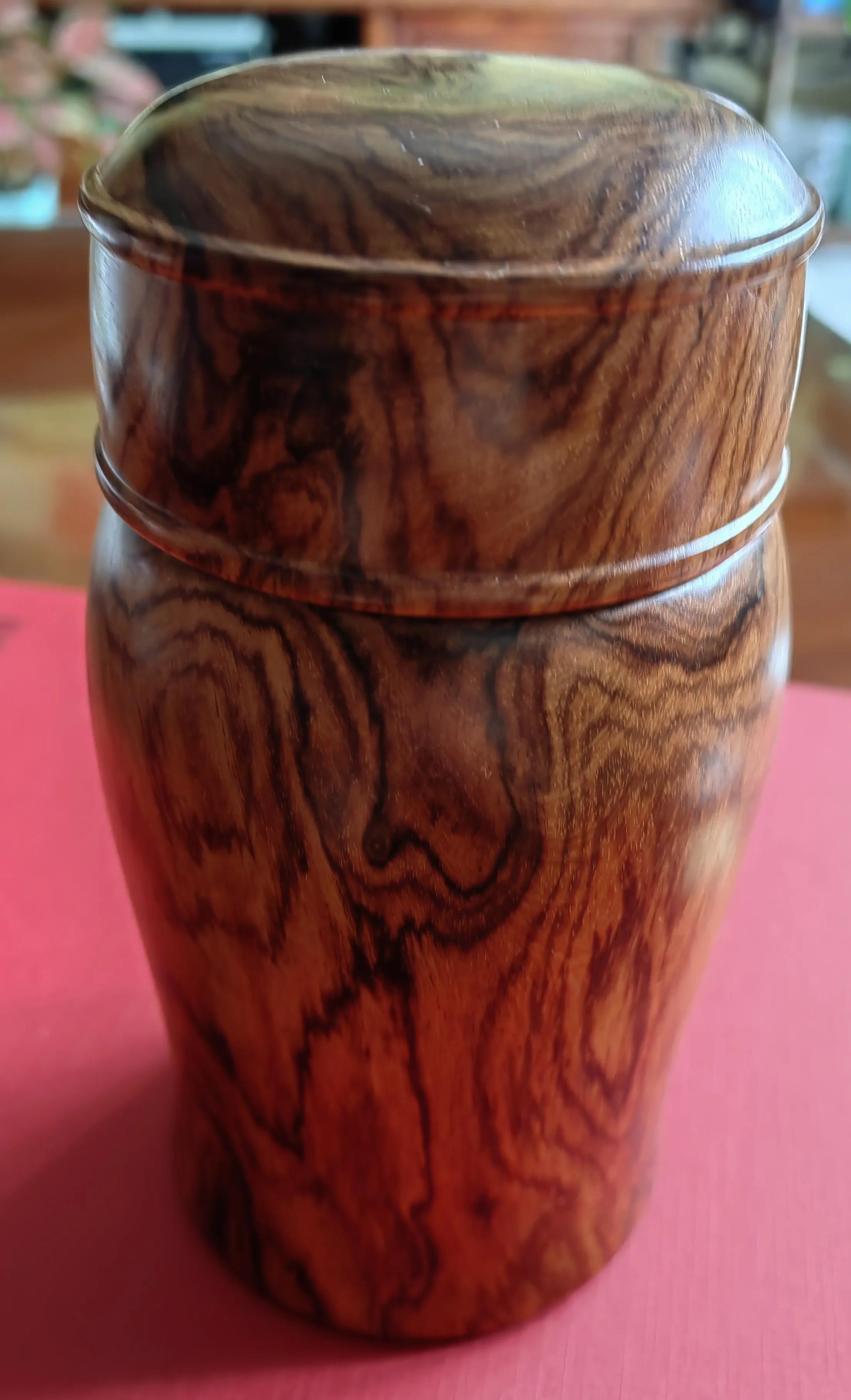 海南黄花梨艺术品鉴馆,海南黄花梨的品鉴