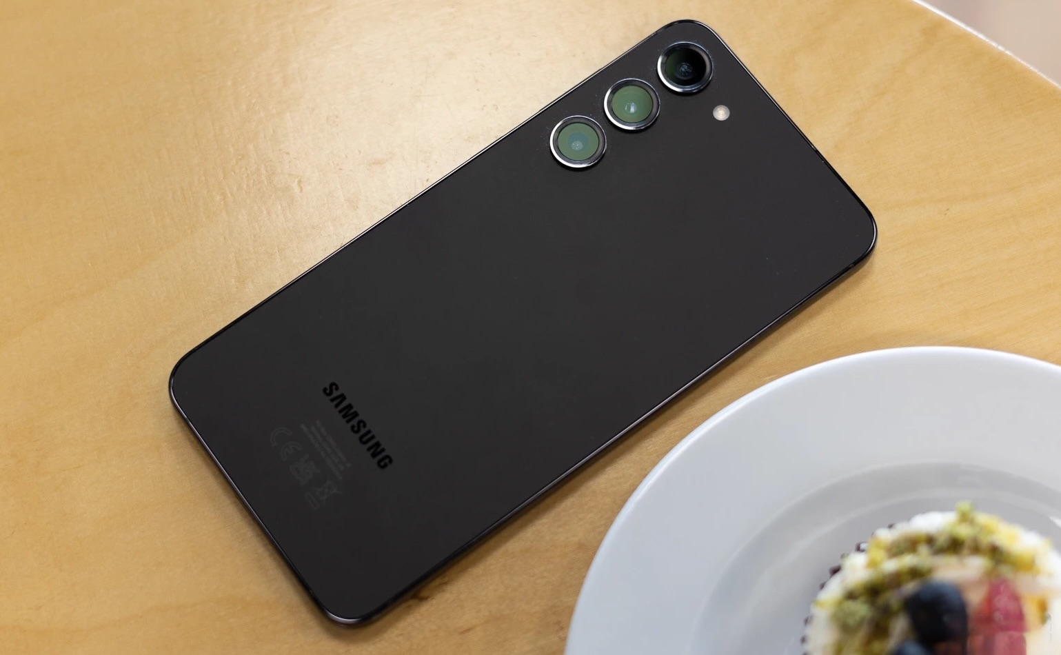 三星galaxys23与苹果14对比,三星s23和iphone14标准版对比