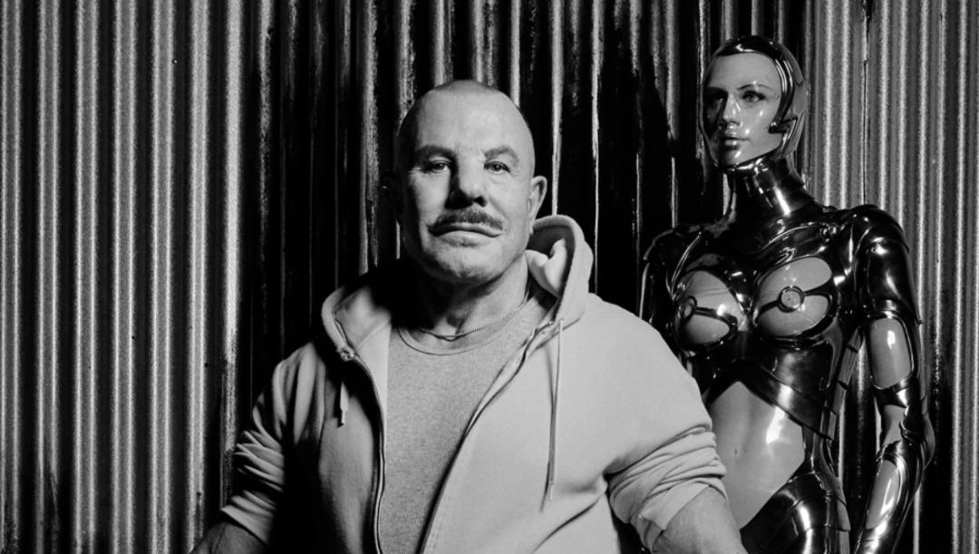 BLACKPINK全员上身的品牌究竟什么来头？