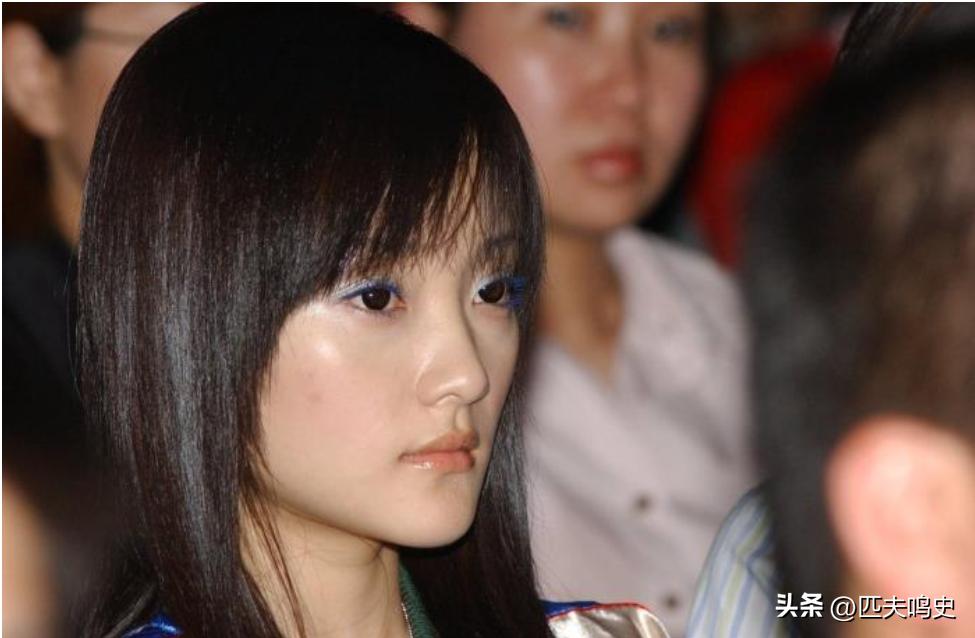 贾乃亮称对不起李小璐的声明,贾乃亮最近对李小璐的态度