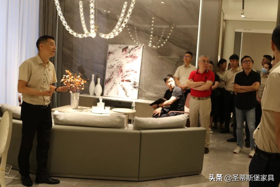 圣蒂斯堡全案整装馆,圣蒂斯堡轻奢系列