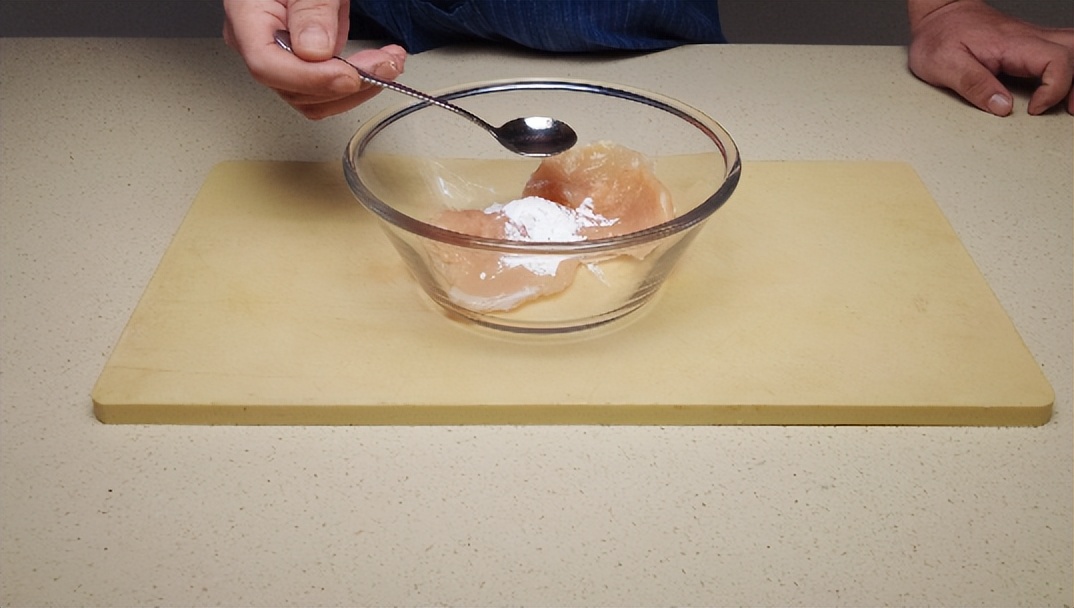 猪肝补铁最好吃的做法小孩,开胃猪肝