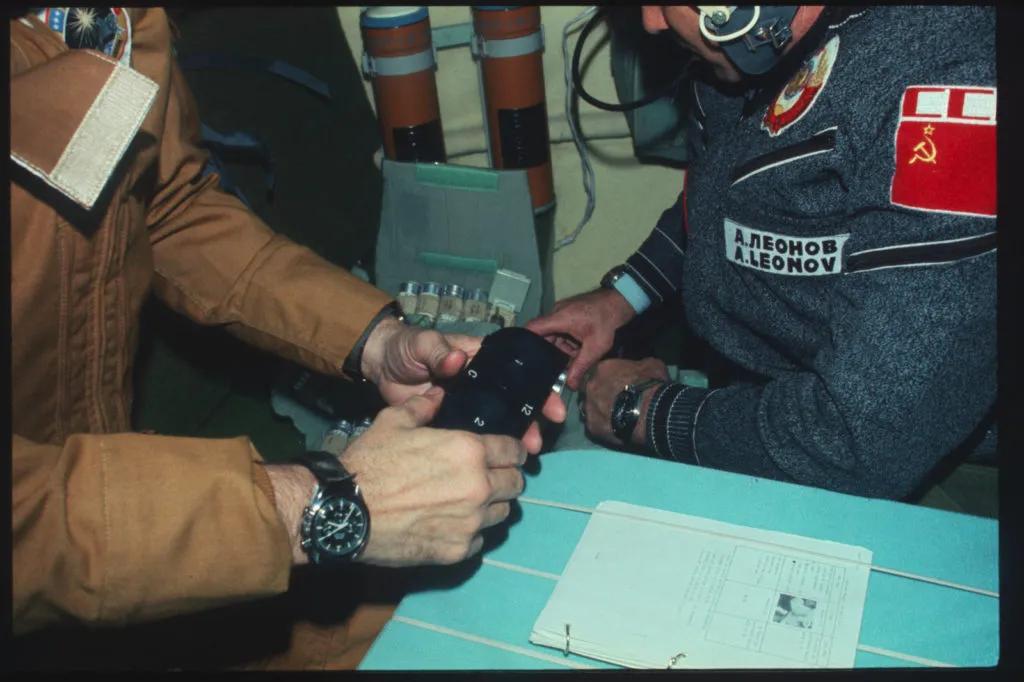 1980年一块手表卖多少钱,20年前一块手表多少钱