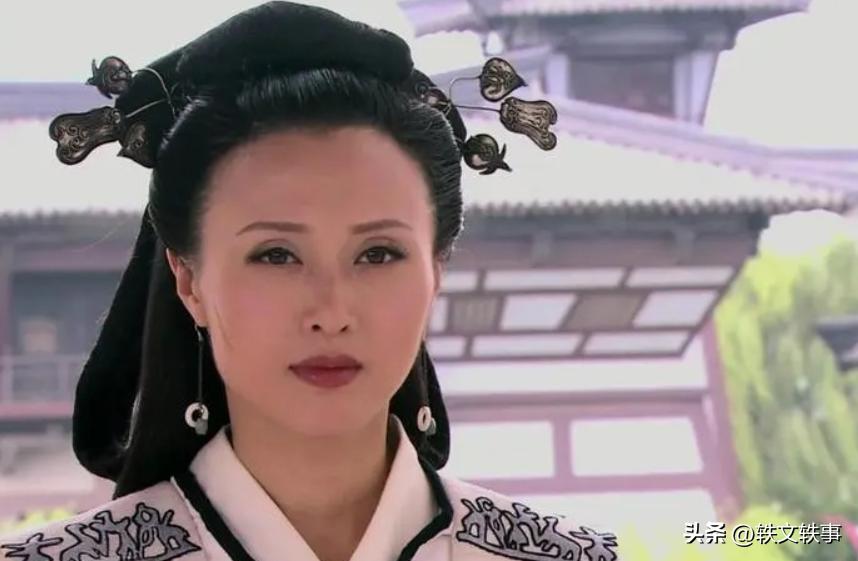 楚汉传奇老人给魏王夫人看相,魏王夫人算命