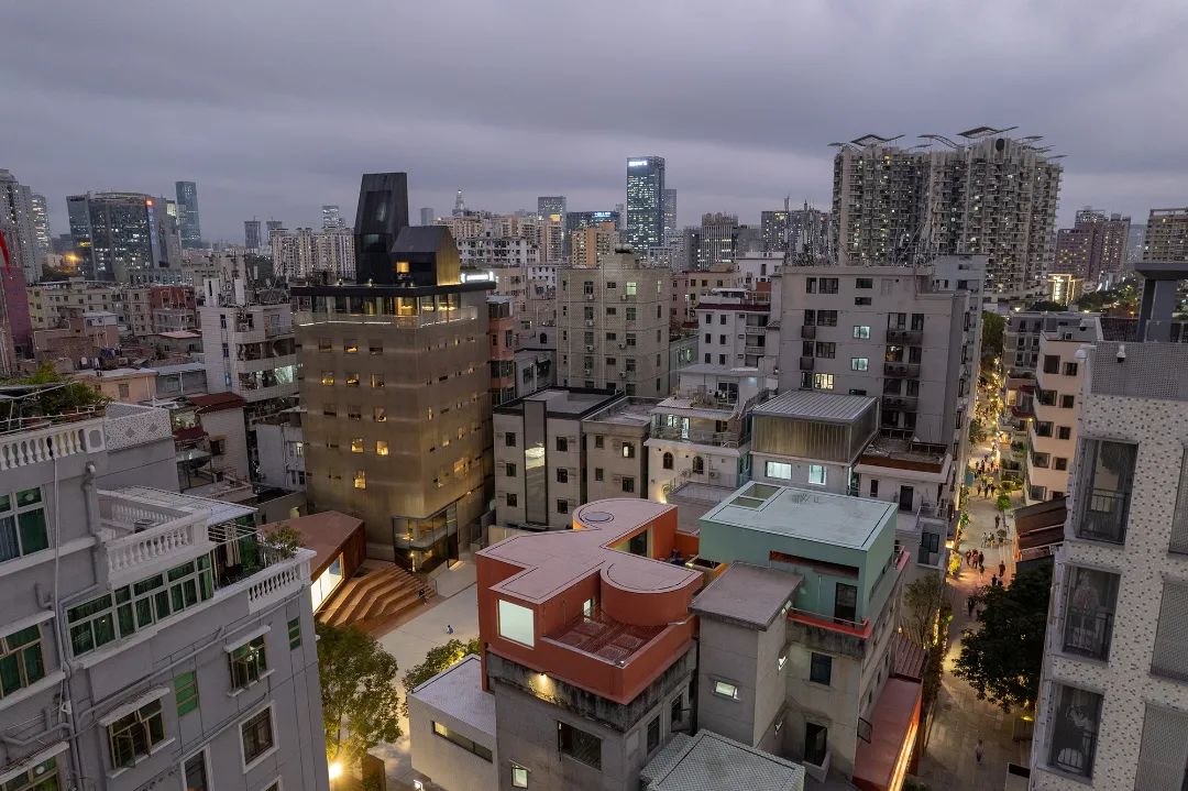 南头古城“有熊”出没，展出旧建筑的新魅力|大观国际