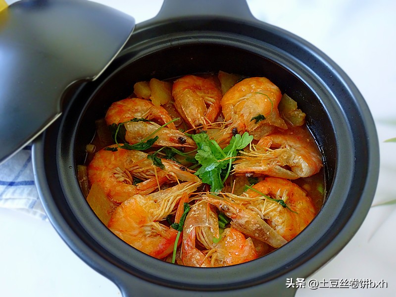 小炖虾怎么做才好吃,白菜炖虾做法教程