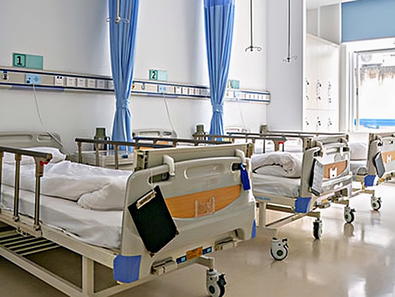 湖南男子怪病,湖南男子身患怪病20多年