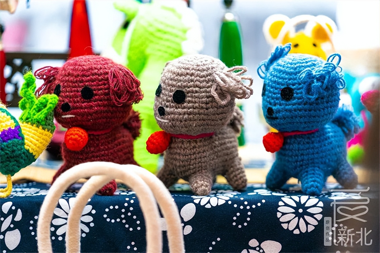 仲夏夜,逛“井井有条街·青年创业集市”,有生活有晚风也有故事……