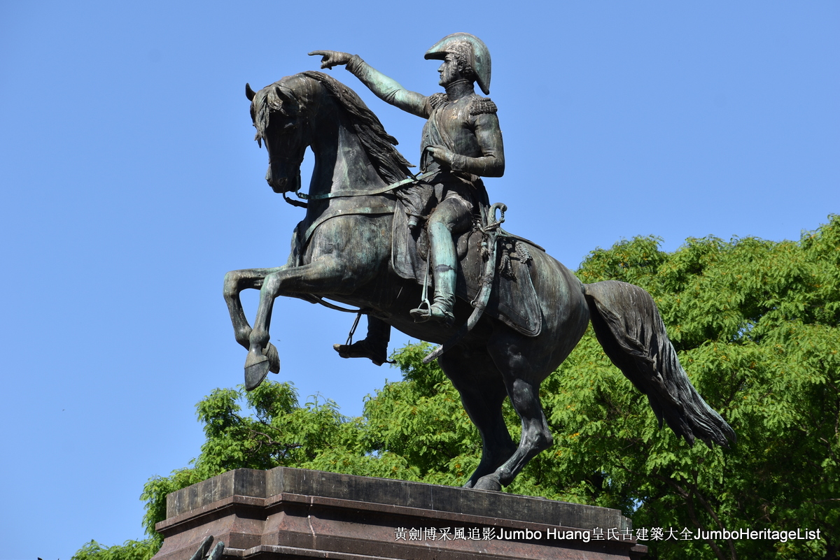 第5023回：富得像个阿根廷人，蓝花楹咖啡馆酒吧