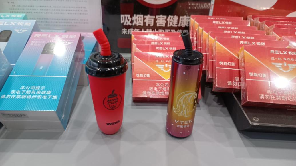 三无*子烟电**仍野蛮生长：化身可乐罐等吸引未成年人“入圈”