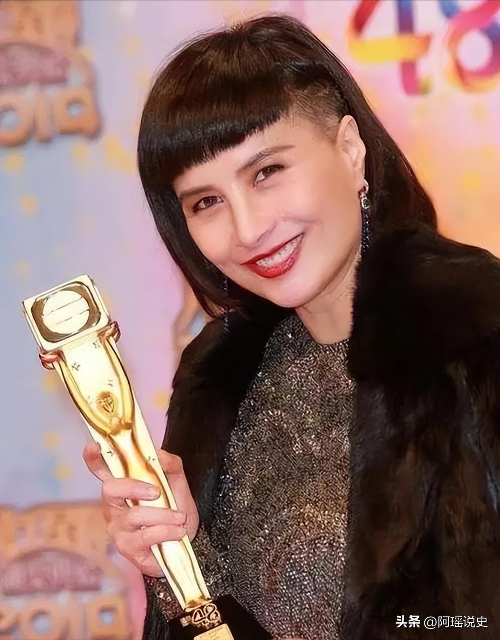 表面是普通女星实际是富豪千金,盘点娱乐圈中家世显赫的五位女星