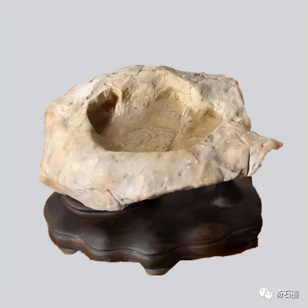 “带窝窝的石头”入围作品展播