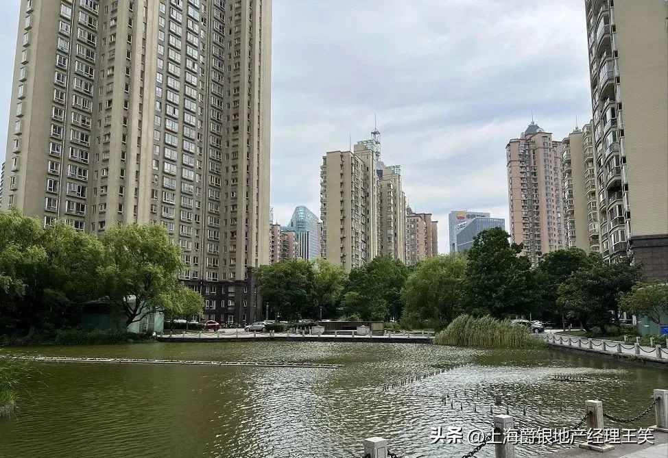 盛世年华经典小户型,盛世年华70多平三房