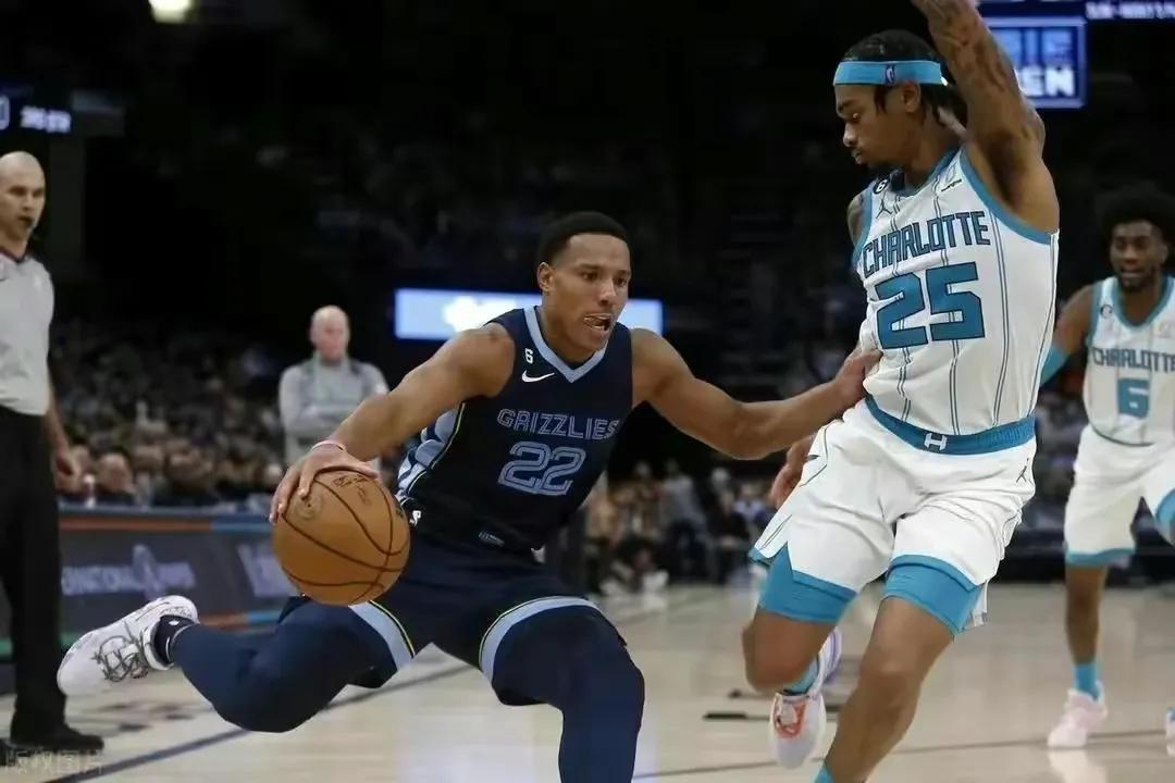 本赛季结束有望拿到顶薪的六大球星,贝恩低薪高能,哈登名利双收