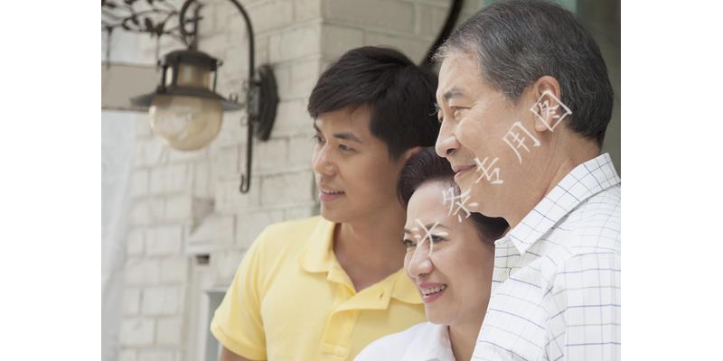 父母去医院没钱心里难受吗,家人住院自己也没钱简直崩溃