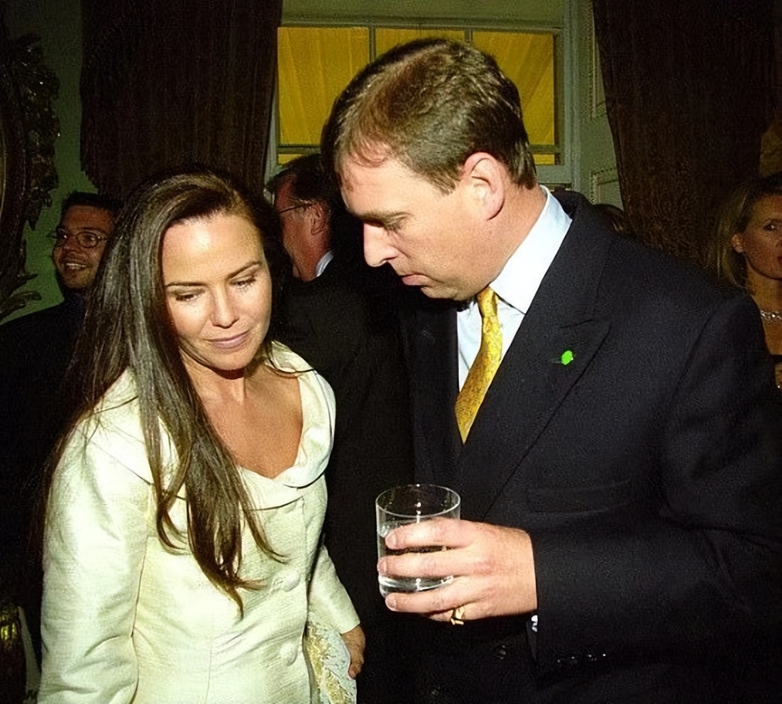 英女王最爱的儿子,英女王最疼爱哪个孙子