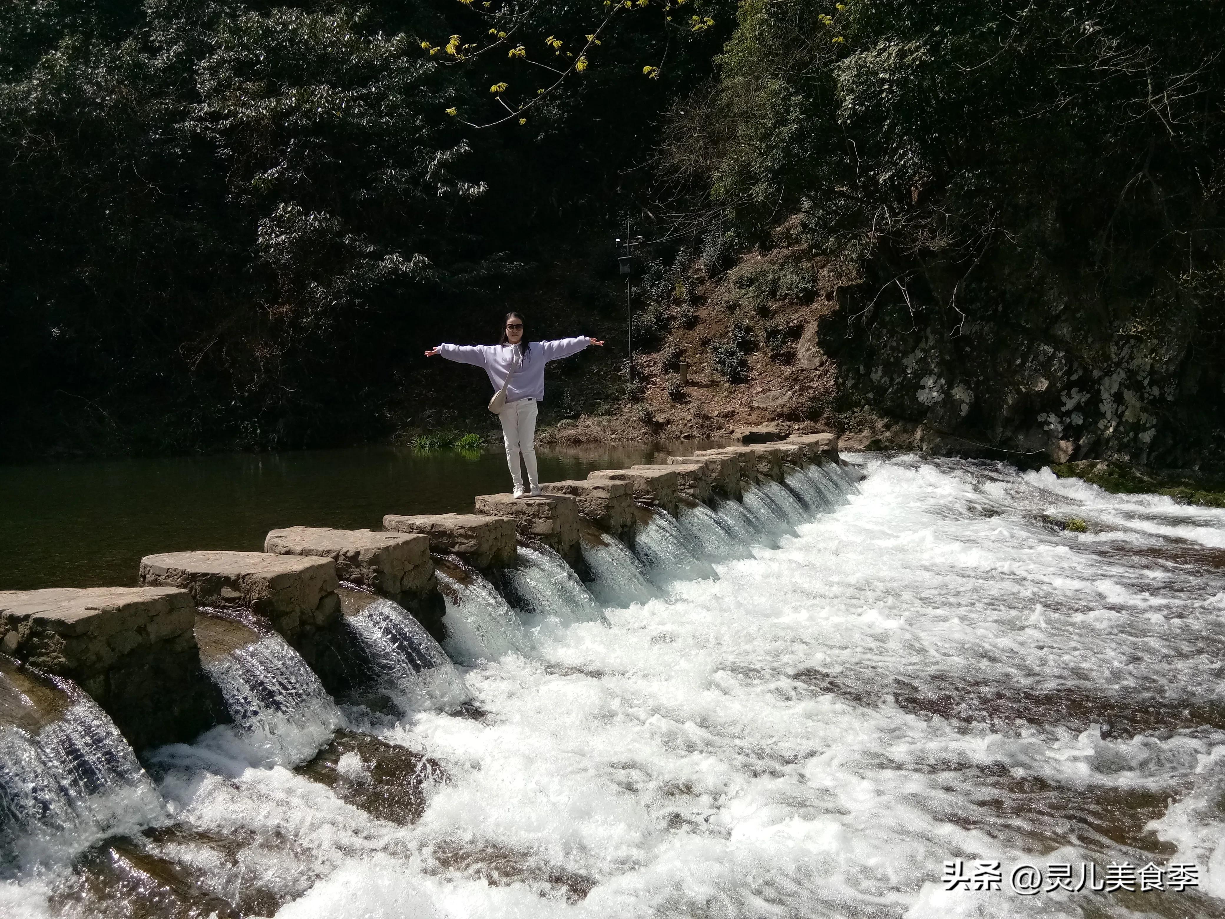 自驾皖南川藏线8天7晚，夫妻俩花费2千，美食美景苦乐尽收囊中