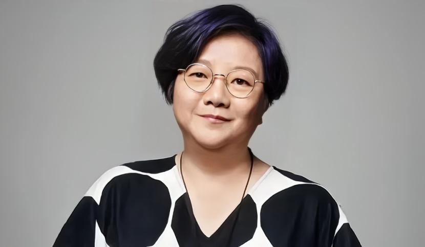 洪晃出身名门历经四段婚姻,洪晃结婚前婚后