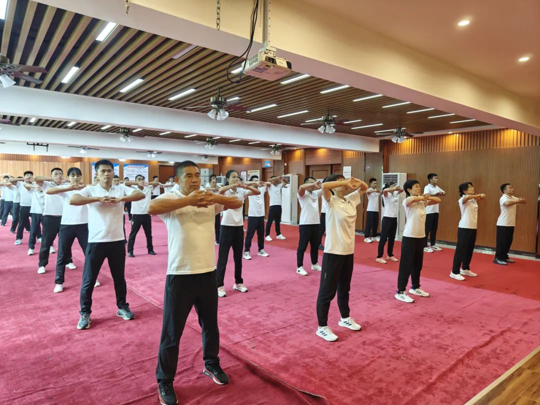 健身气功公益培训进社区,健身气功展演活动方案