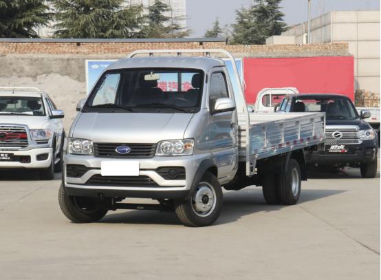 五菱龙卡办齐上路多少钱,五菱龙卡拉货跑全国