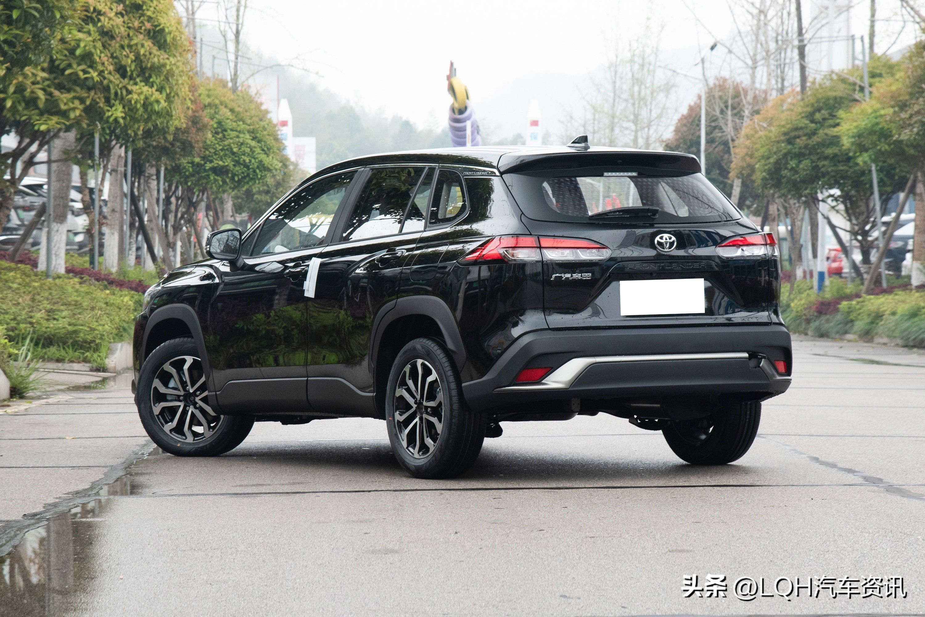 如果花十万块钱买个车你觉得贵吗,本田xvt和丰田锋兰达哪个好