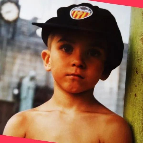 费兰托雷斯加盟巴萨全过程,费兰托雷斯在巴萨是不是主力