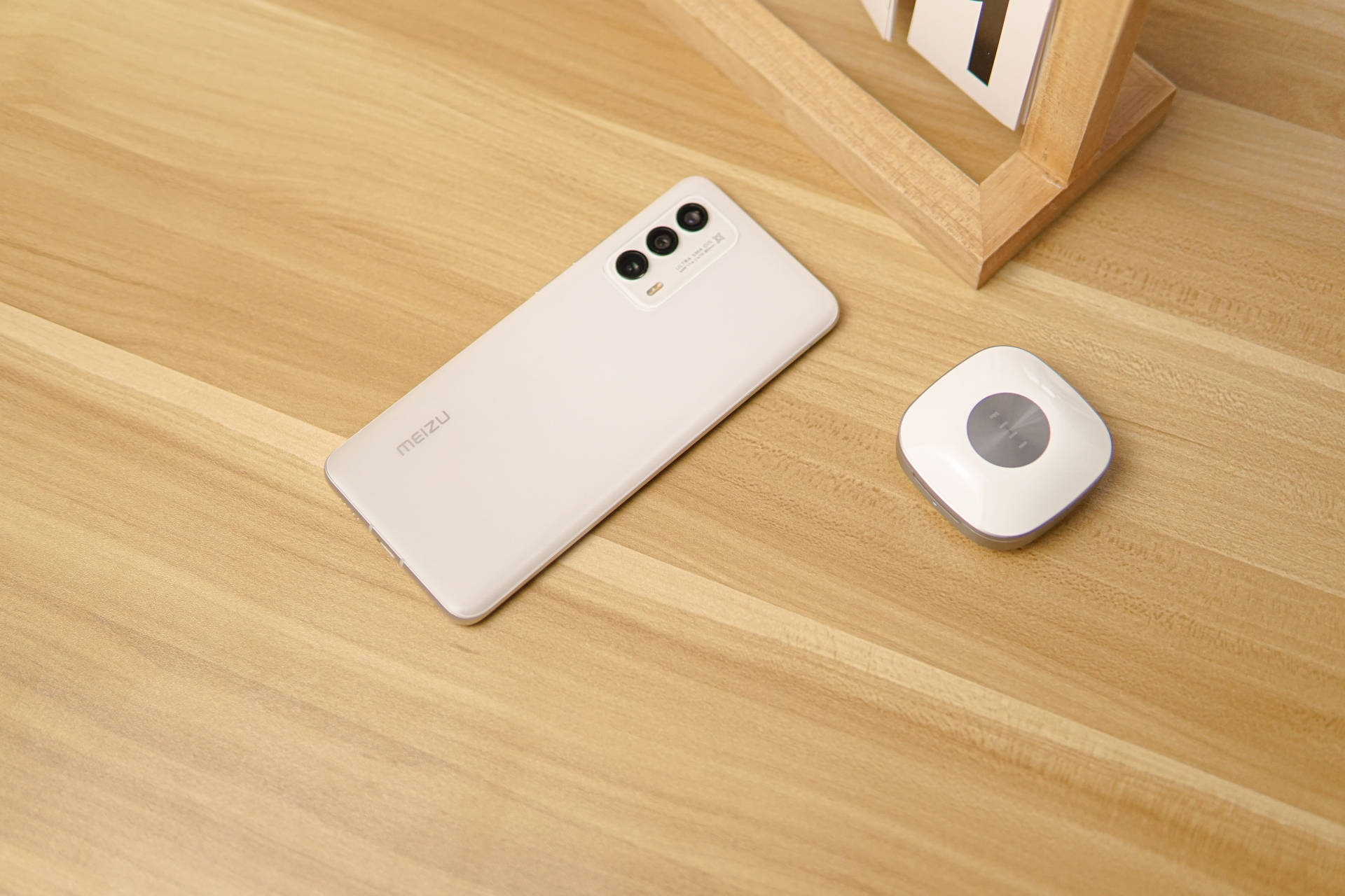 fiil耳机和华为耳机哪个好,fiil耳机第一款发布会