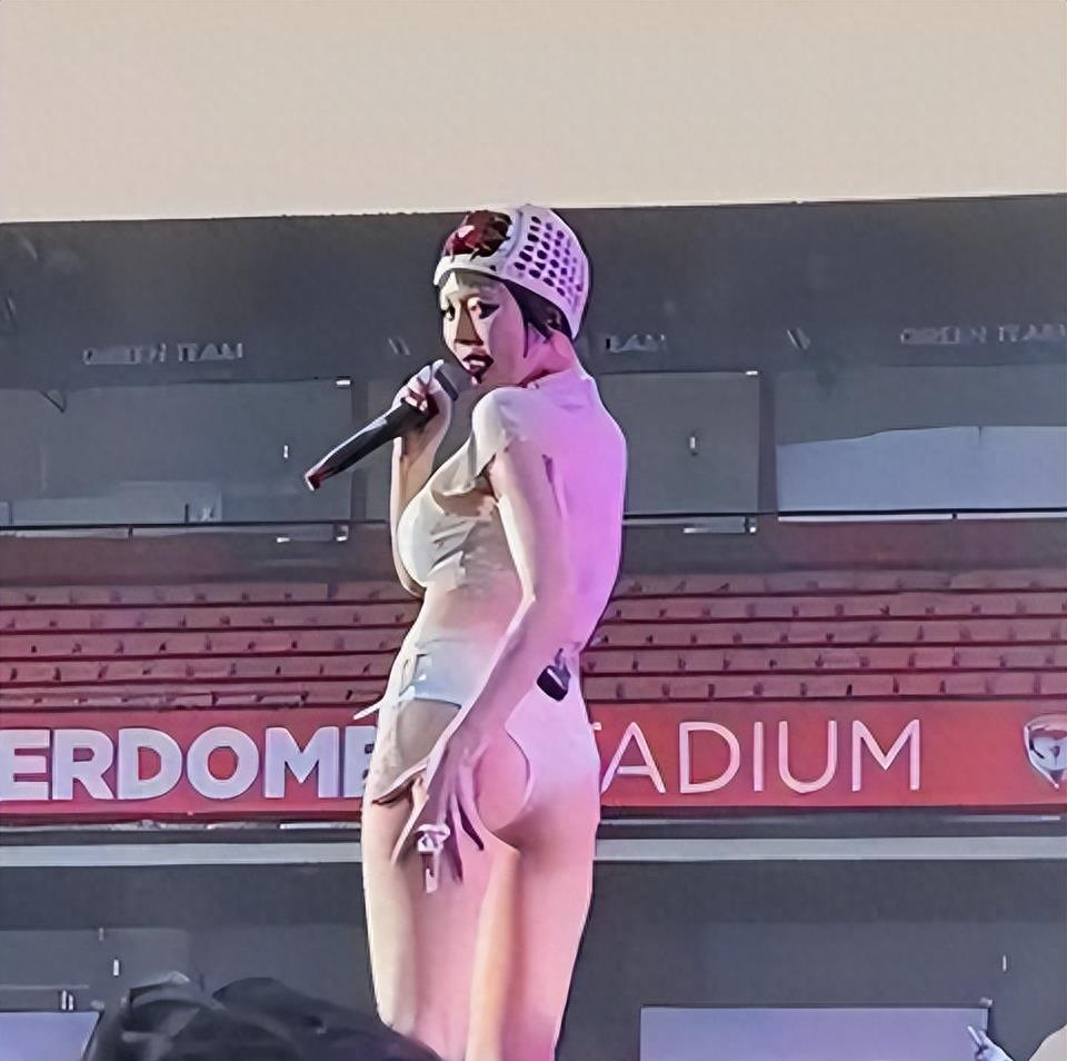 低腰超短装上衣,女低腰裤短上衣