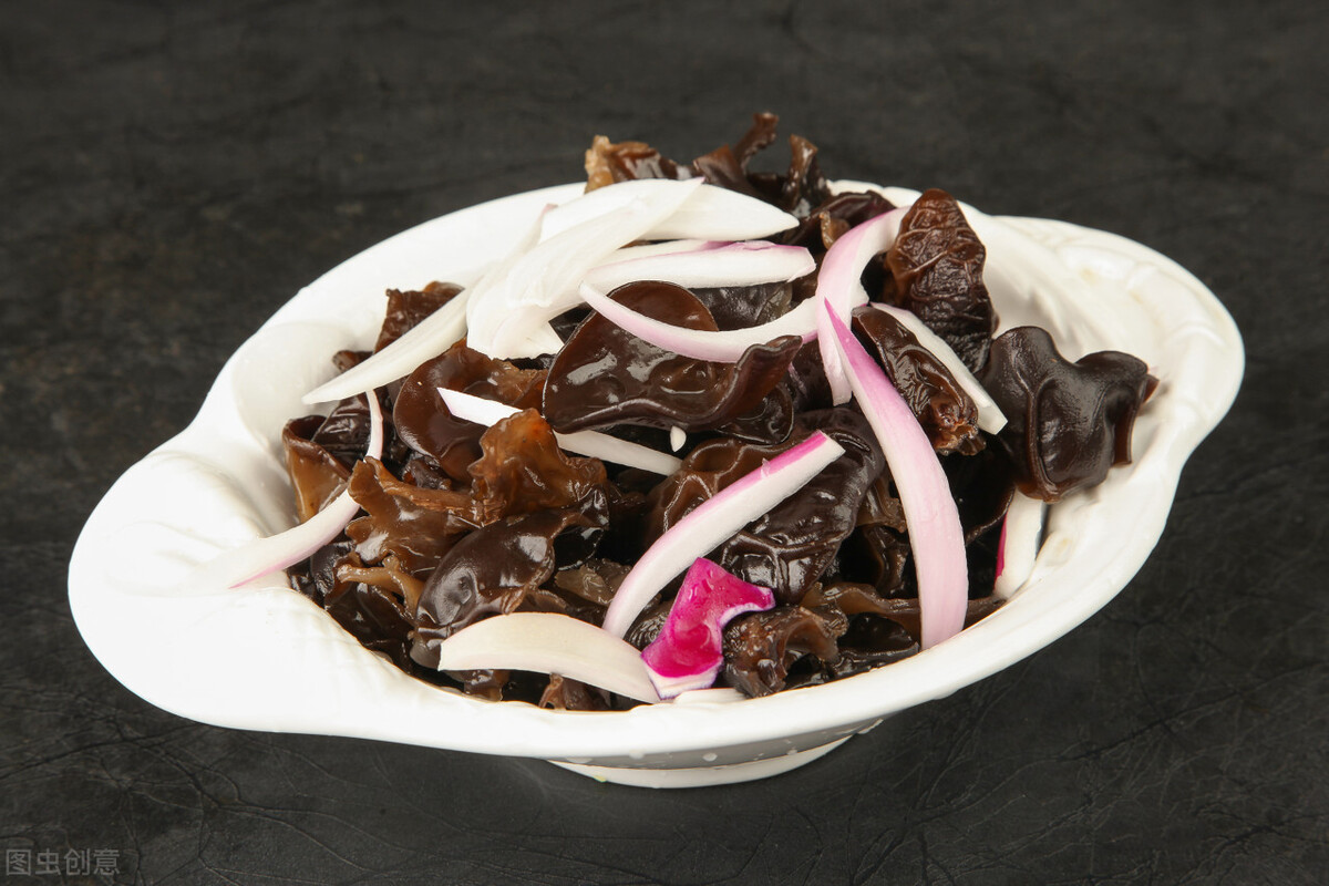 红酒泡木耳真的能软化血管吗,软化血管是真的假的