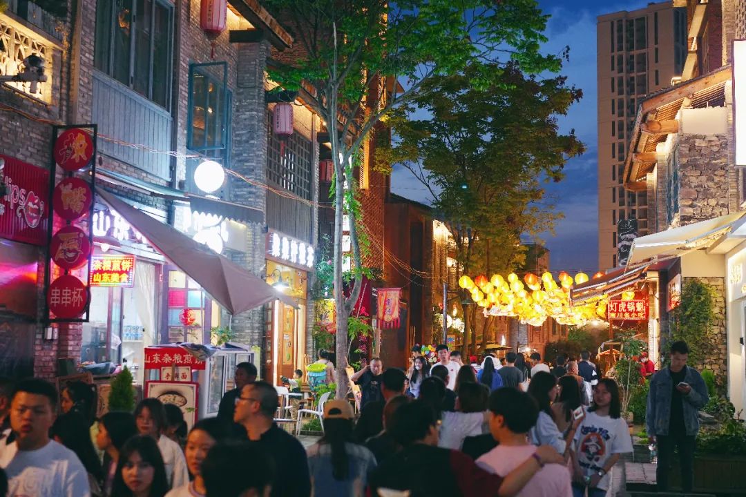 离重庆近的旅游省份自驾,离重庆8个小时左右的旅游胜地