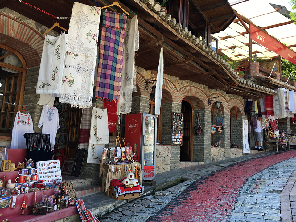 探秘阿尔巴尼亚,走进欧洲最穷国家阿尔巴尼亚