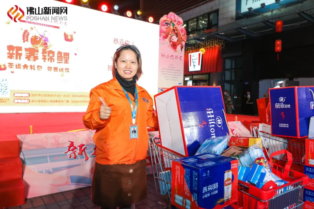 年味人气爆棚,年味十足人气爆满