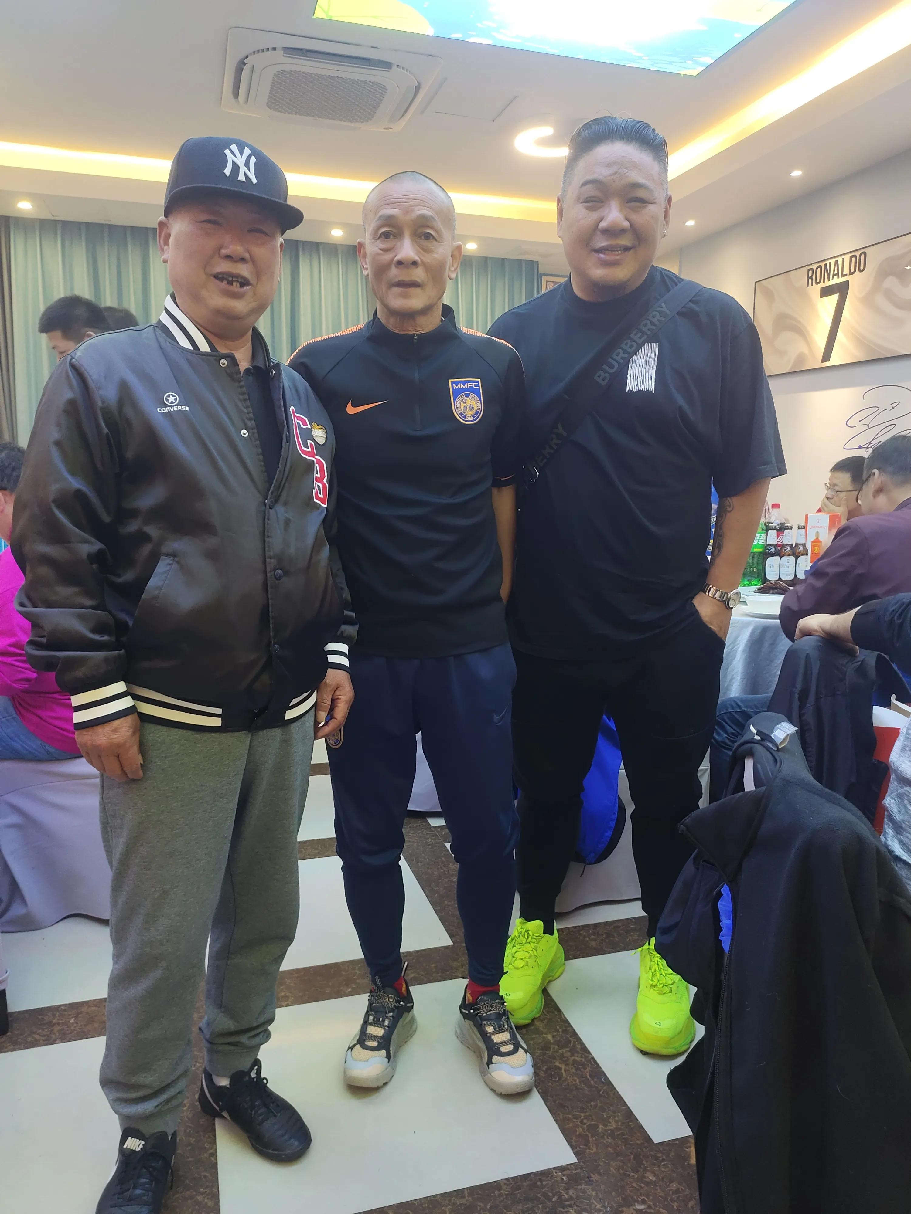 上海申花李中华,老上海足球队李中华