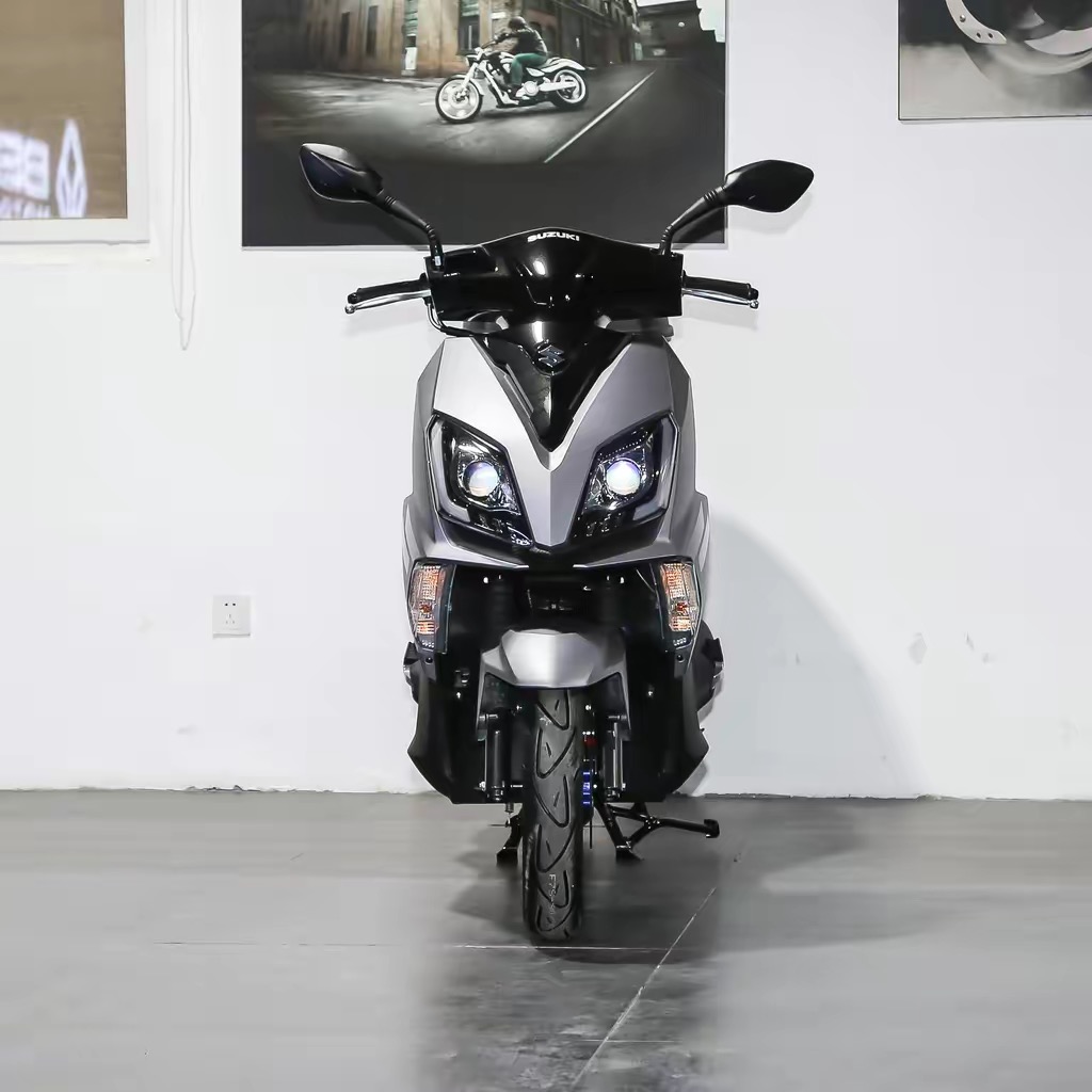 铃木uy125为什么是外卖神车,铃木uy125加10w40的好还是10w30的好