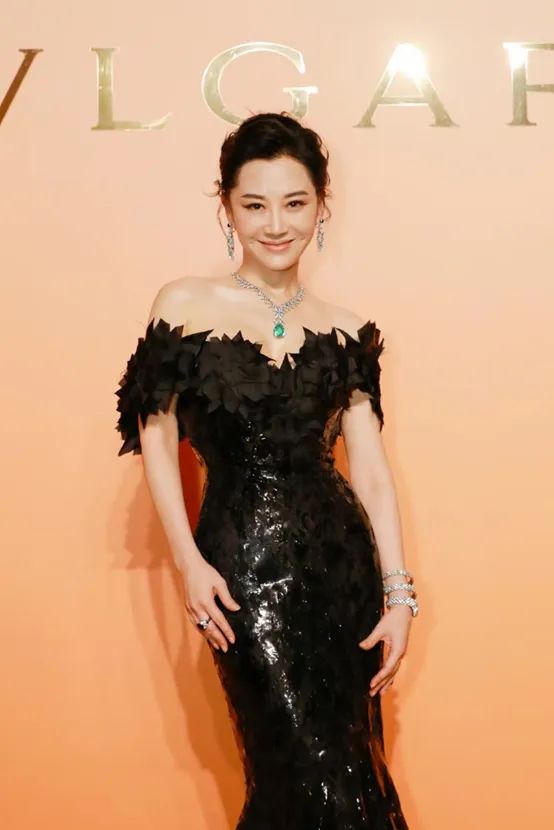 很自律的女星,自律极强的女星