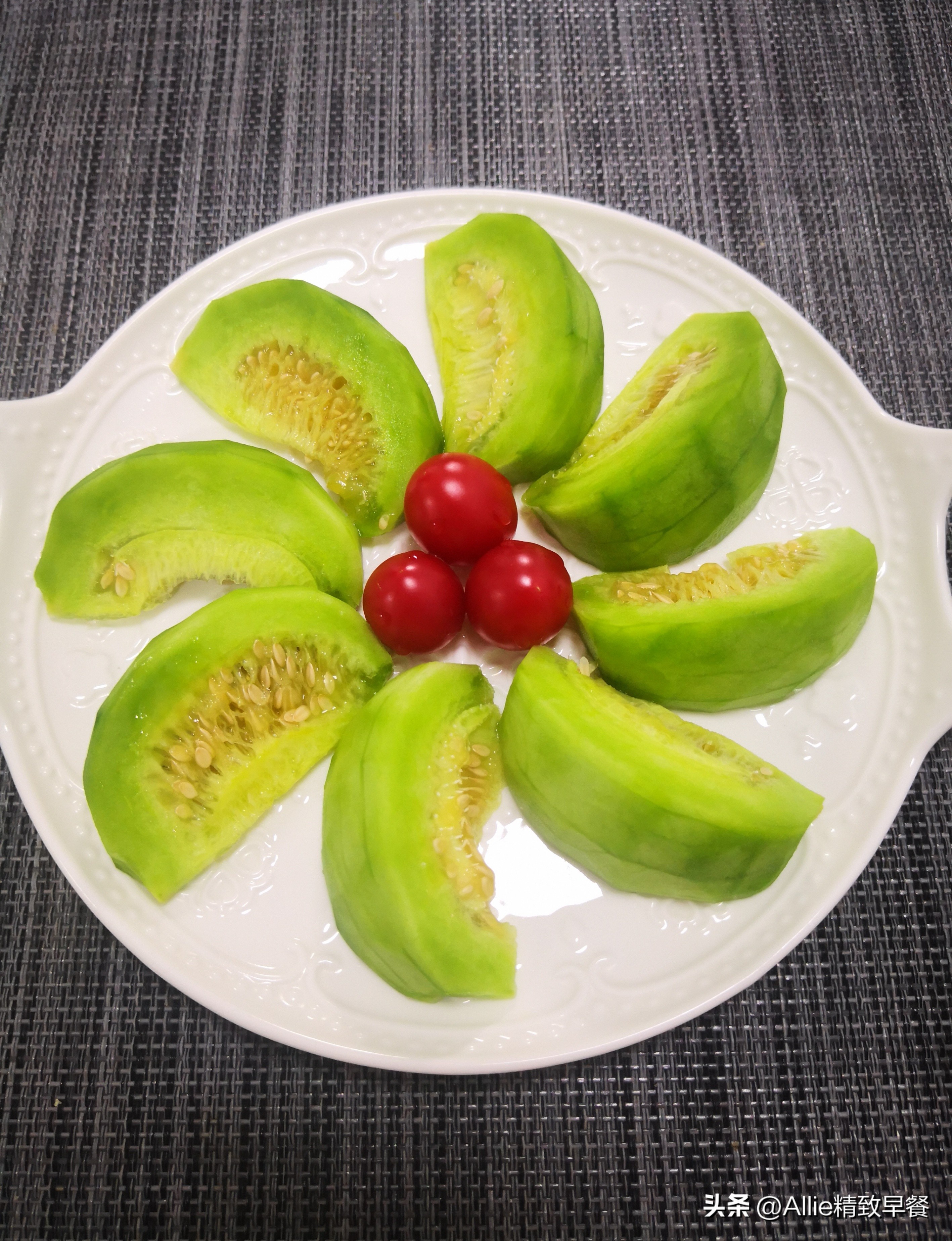 广东人爱吃的炒河粉，教您在家就能做，根根分明爽滑入味，零厨艺