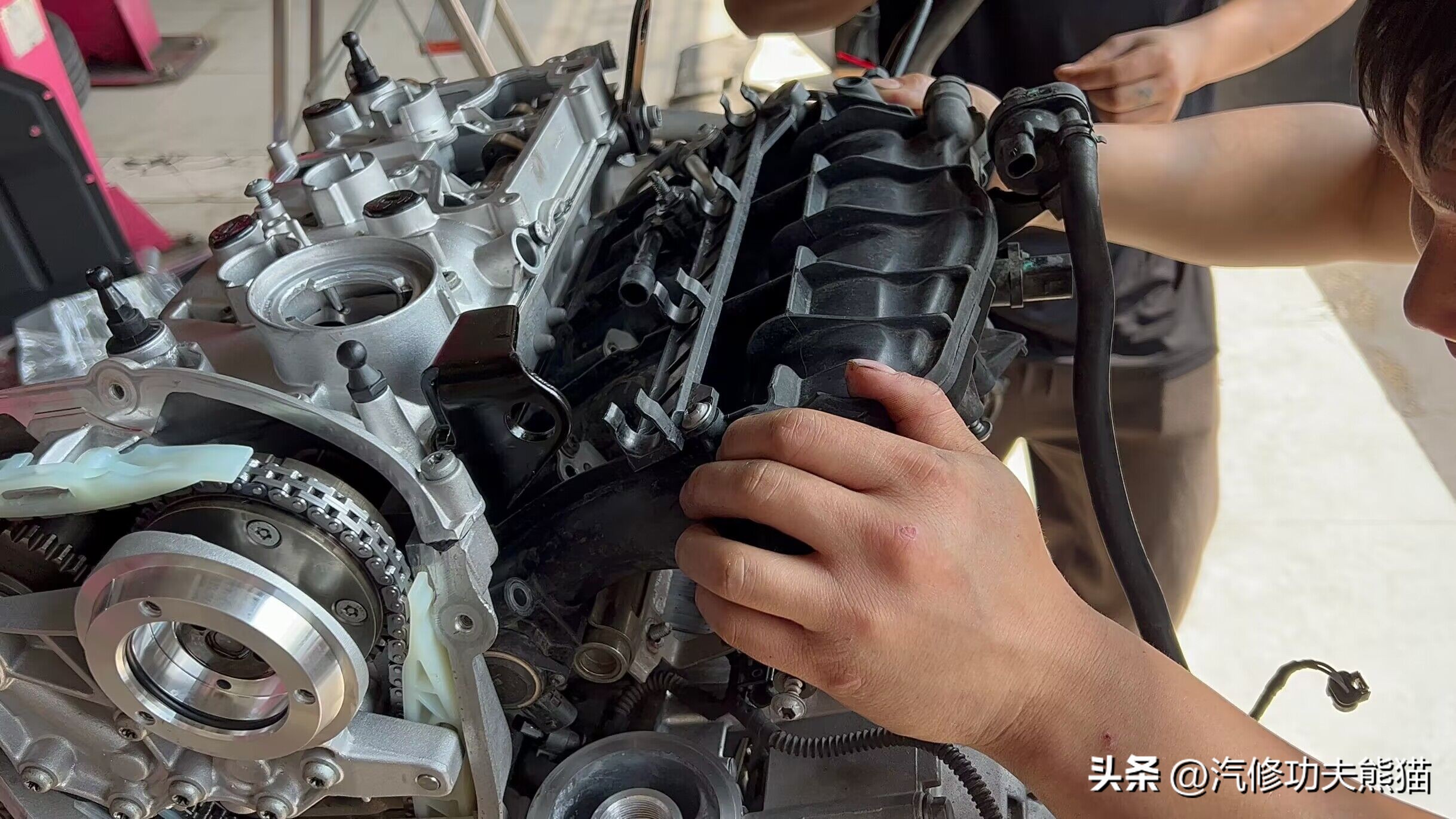 奥迪q3修车,奥迪q3烧机油大修发动机