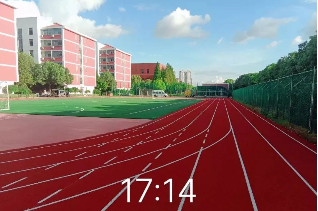 重庆塑胶跑道施工队,重庆300米塑胶跑道施工