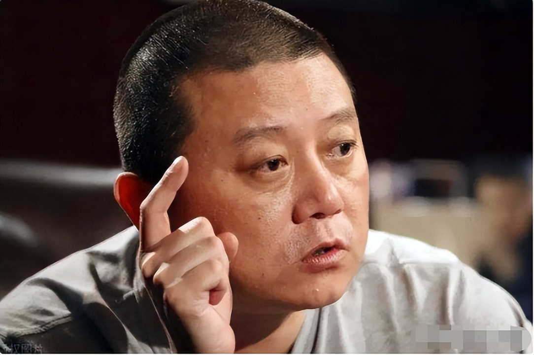 陪吃陪睡只是冰山一角，明星曝出的圈中内幕，一个比一个毁三观