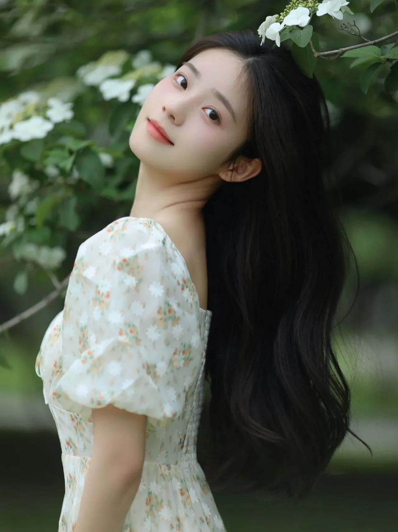 适合旅游发的朋友圈文案,出去旅游看美景发朋友圈的文案