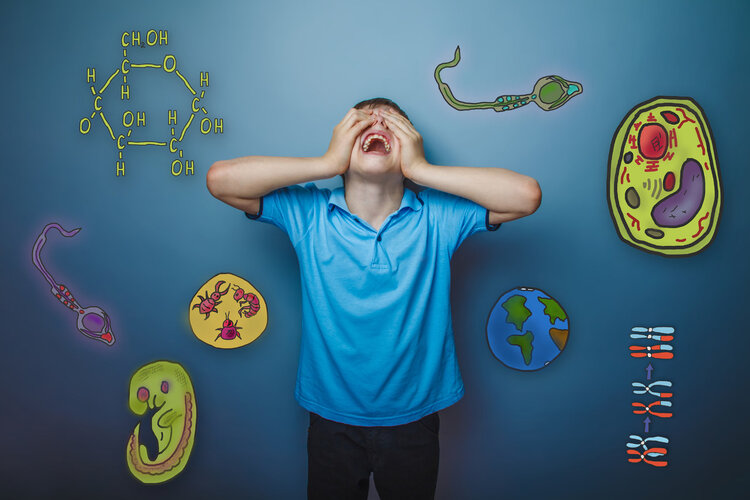 13岁男生早熟怎么预防,男性什么年纪发育属于早熟