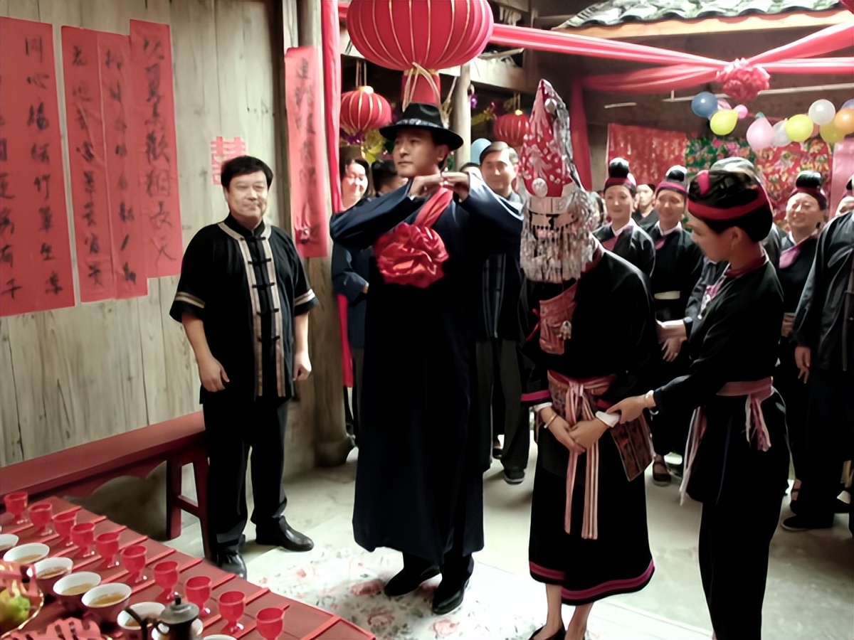 福安畲族婚礼拜堂,畲族女方不拜堂