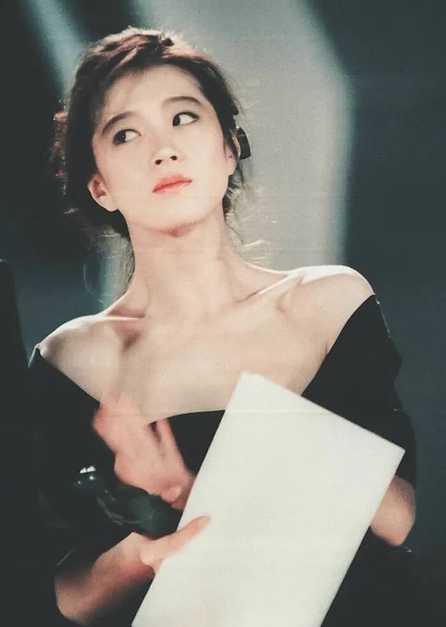 中森明菜最后的下场,中森明菜遇到的渣男是谁