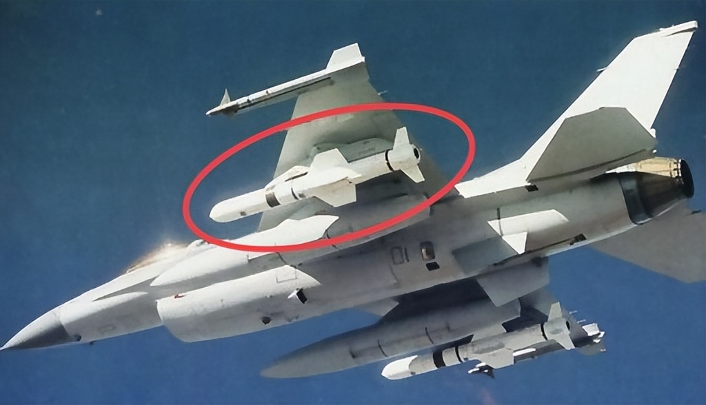 西方援助乌克兰多少架f16,西方援助乌克兰总共多少架f16