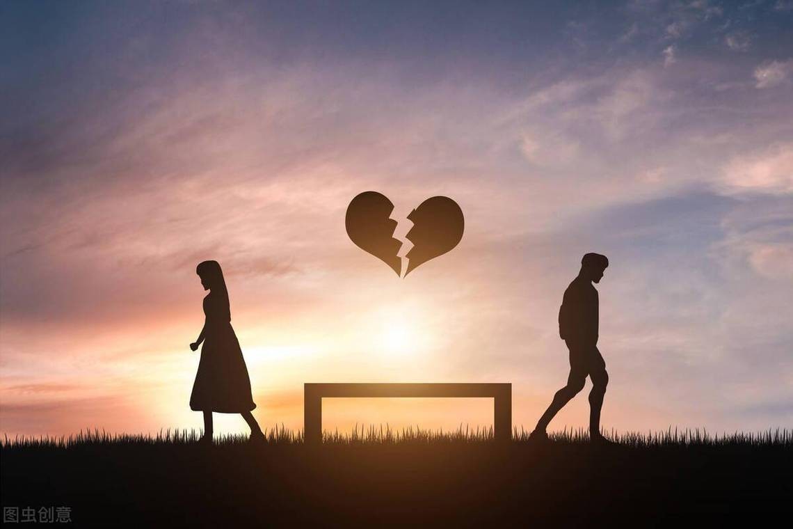 女人怀孕天天去酒吧喝酒,女怀孕在酒吧抽烟喝酒