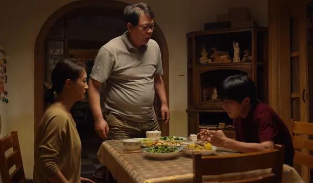 易烊千玺演技好还是刘浩存演技好,少年的你周冬雨易烊千玺演技爆炸