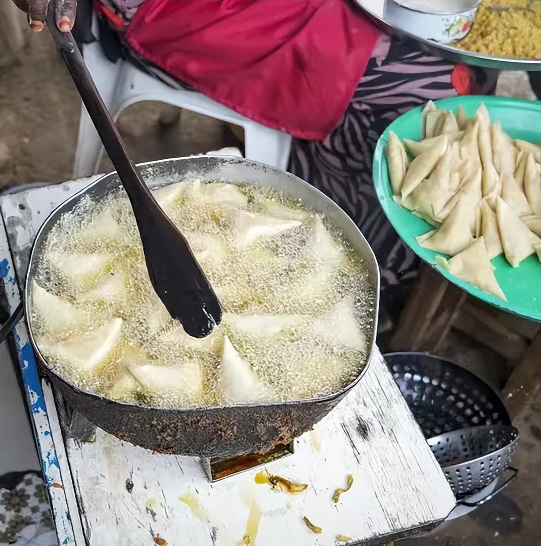 这种果子不常见，但用它做成的食用油，却是厨房用油中的“大佬”