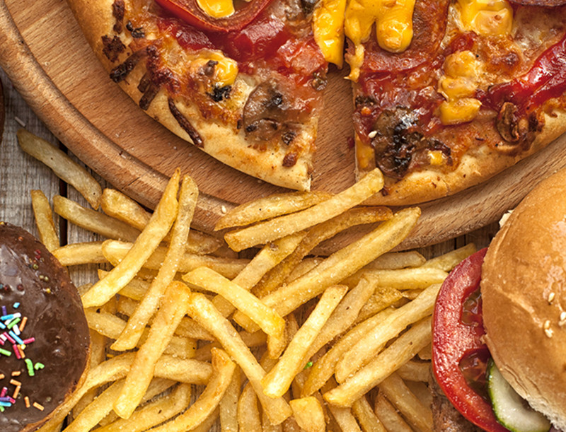 人工膝关节置换手术康复锻炼指南,人工膝关节置换术100天后还疼吗