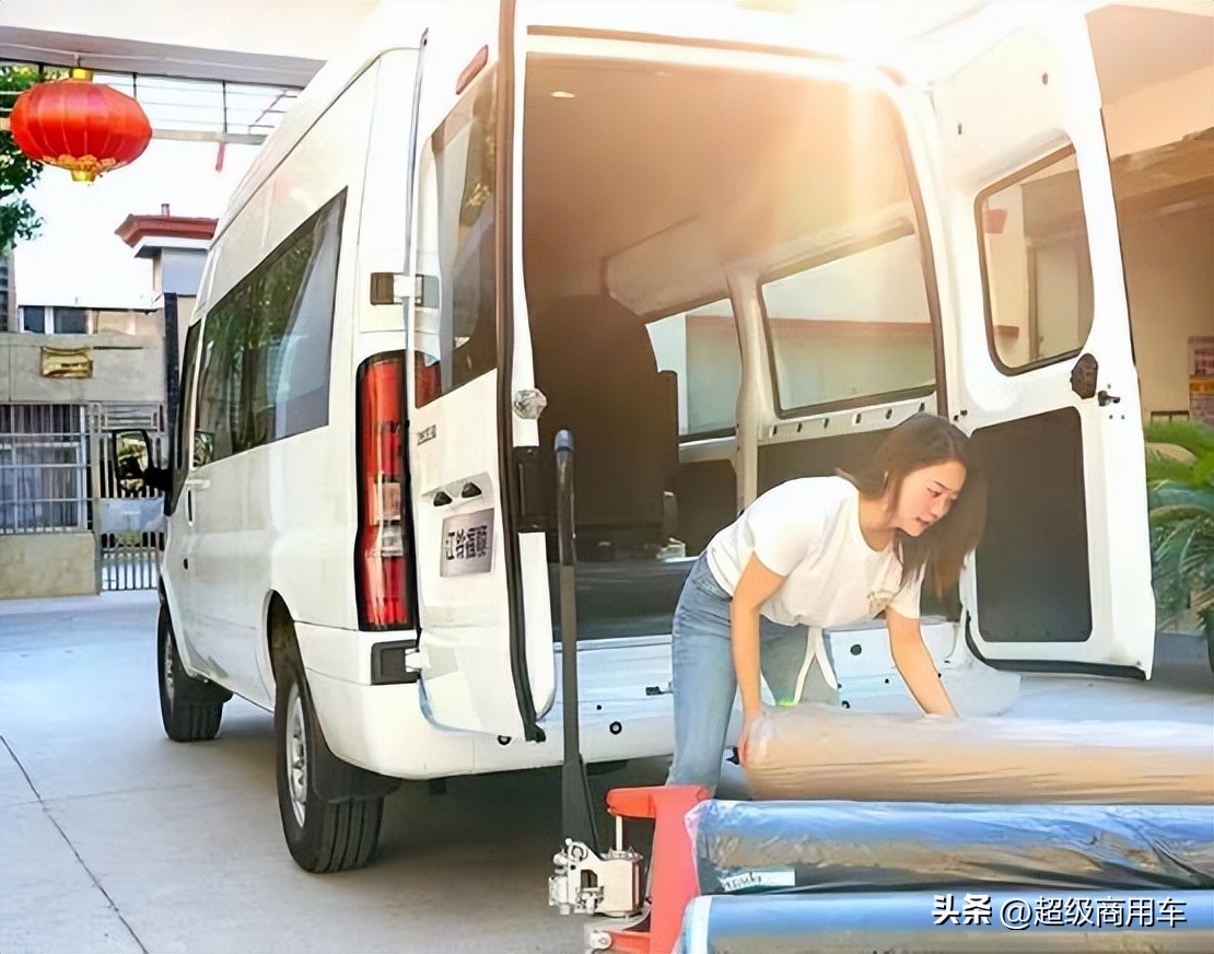 江铃福顺高级营运版,江铃全顺开高速怎么样