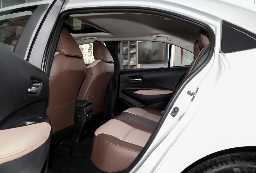 为什么好多人喜欢买丰田卡罗拉,买卡罗拉10大忠告18款